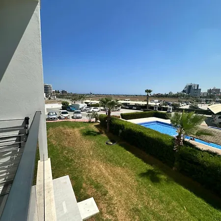 Long Beach,iskele,caesar Resort&spa ,cosy Family